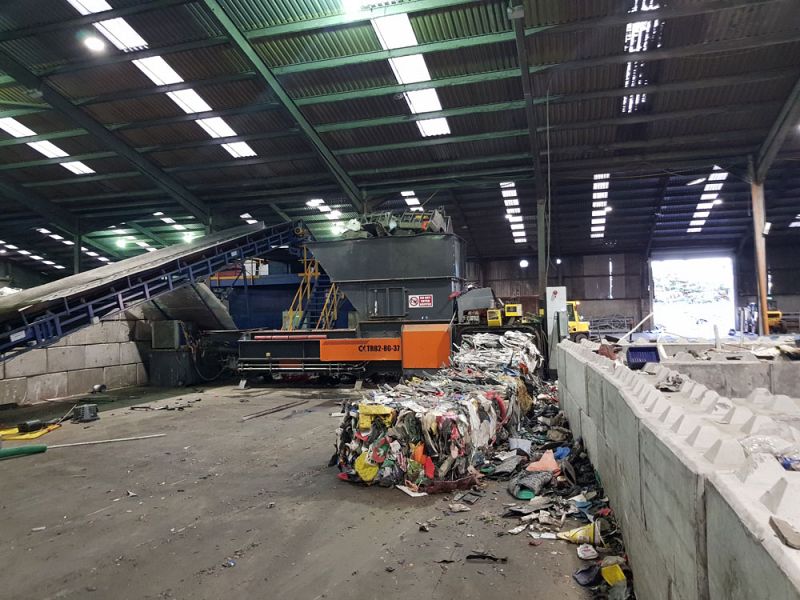 TR82 2-ram ballepresse - ReTec 8