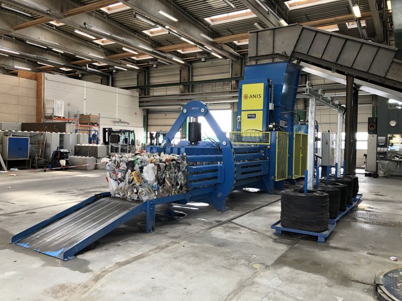 Anis kanalballepresser skråt forfra