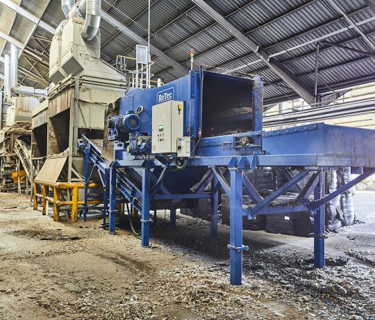 Balleåbner fra ReTec åbner baller hos Aalborg Portland