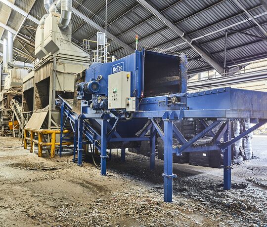 Balleåbner fra ReTec åbner baller hos Aalborg Portland