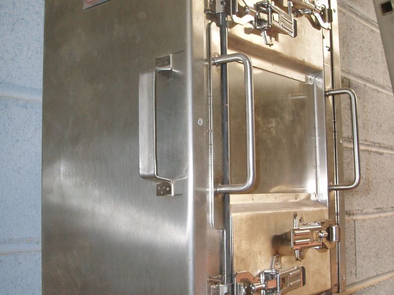 Calamit magnet italiensk producent