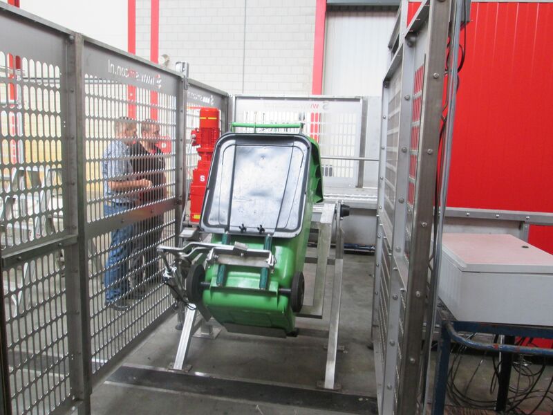 Beholder løfter forfra - vaskeanlæg Smicon