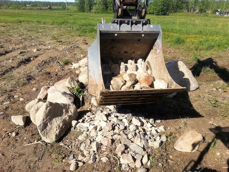Skovl til knusning af murbrokker