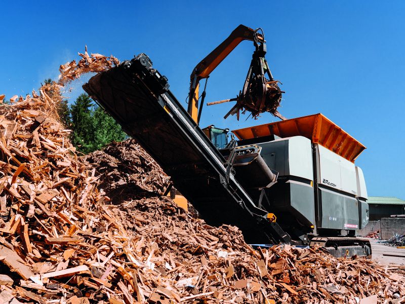 ZR mobil i affaldstræ