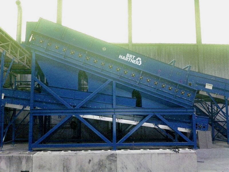 BRT Hartner rotorsigte til grovfraktion i pap fra siden - ReTec